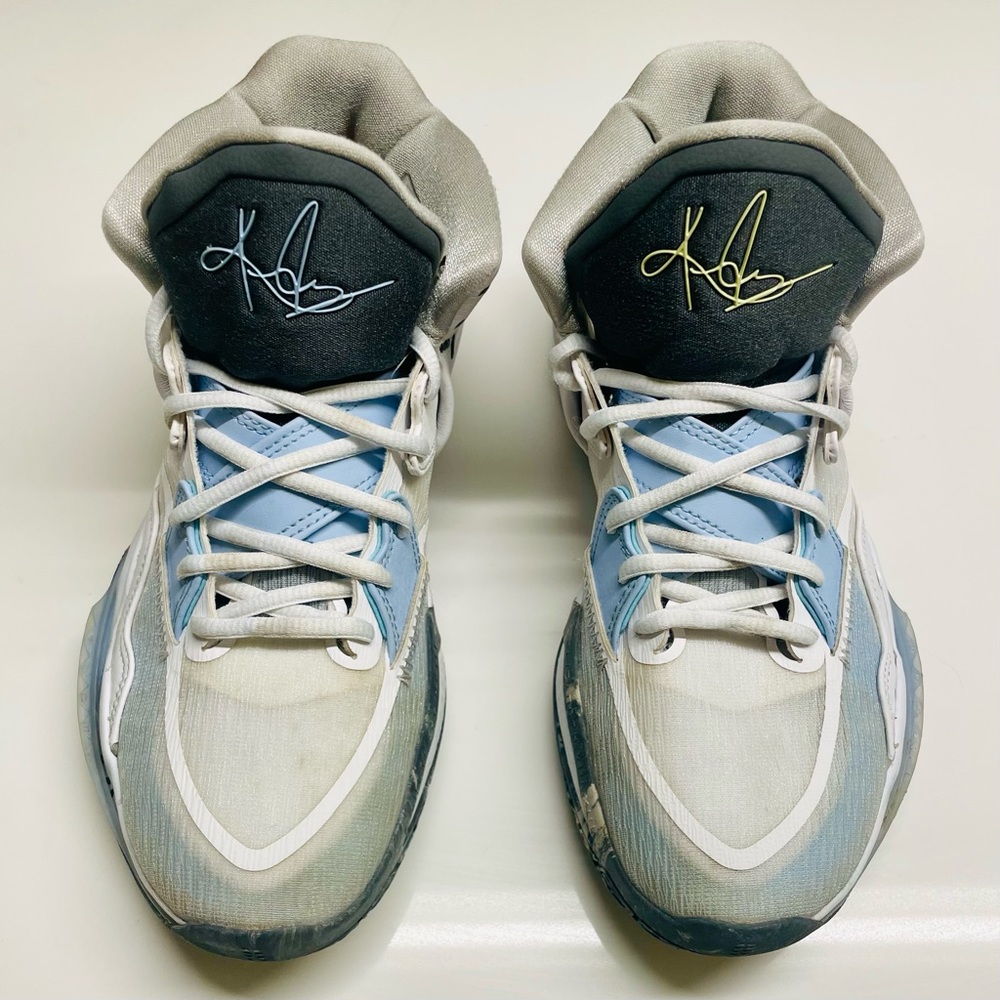 Nike 𝅺Kyrie Infinity Smoke and Mirrors CZ0204-102 White/Light Marine Size 8
